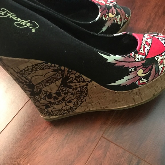 Shoes - Picture 5 of 5